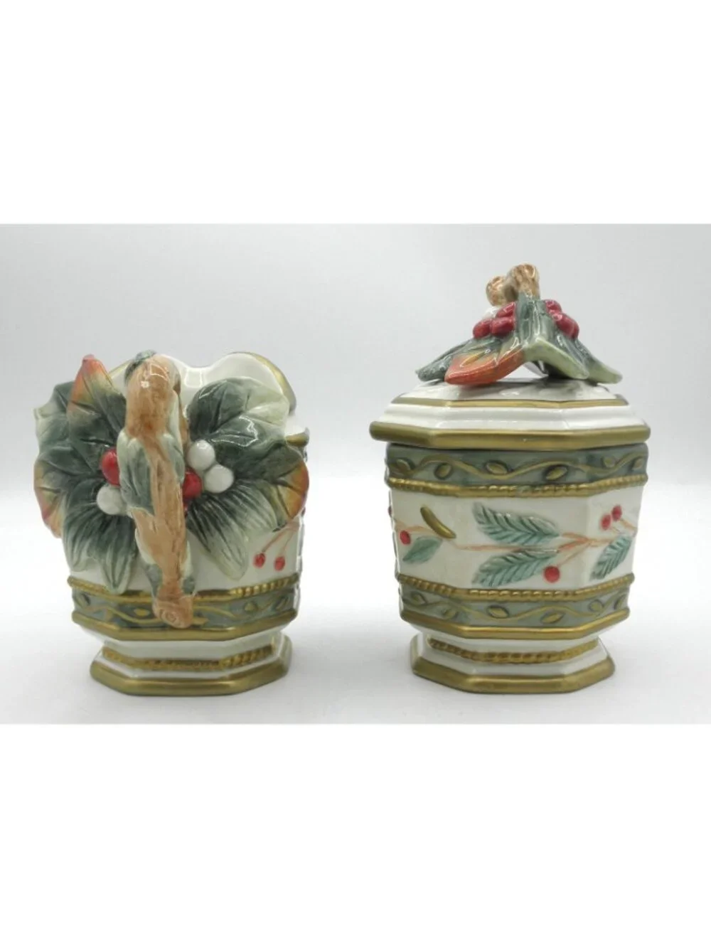 Winter Wonderland by Fitz & Floyd Cream & Covered Sugar Set Pattern Code: FITWIW